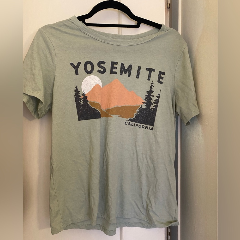 Yosemite graphic tee